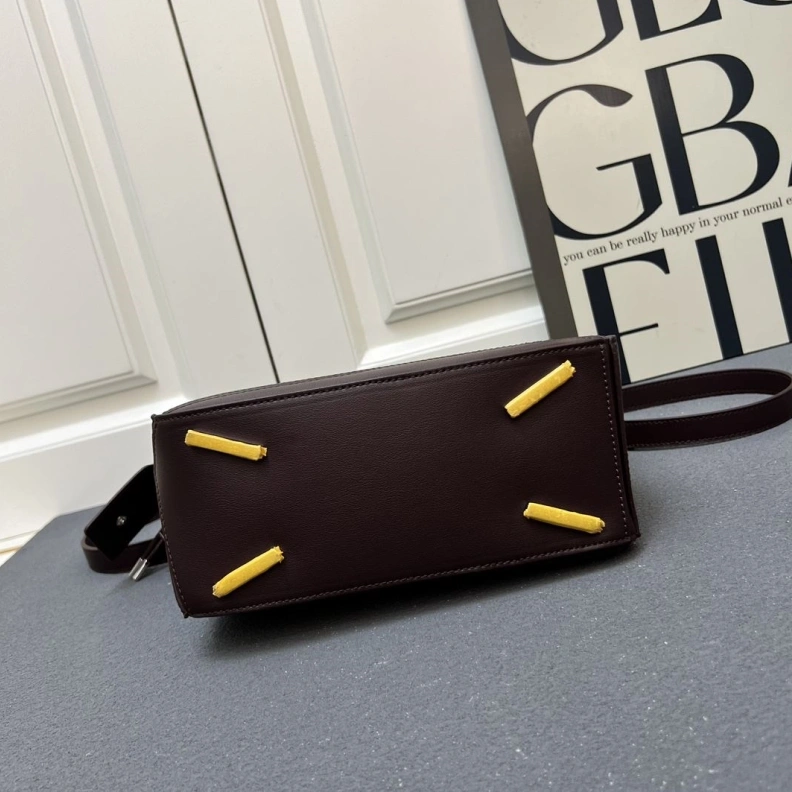 WellDesigned Lxxwe Handle Bags 77678