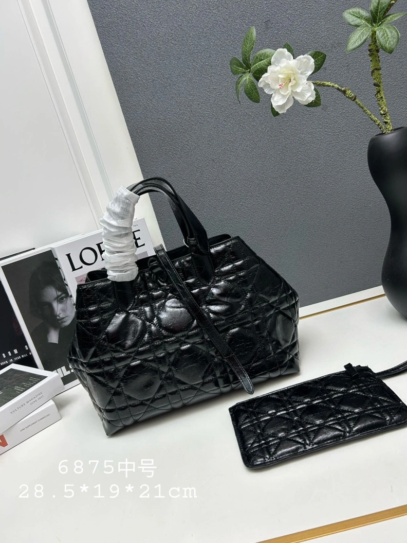 Sophisticated Dxxr Travel Bags 61443