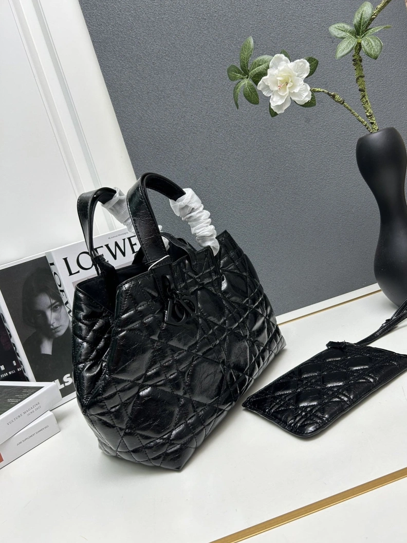 Sophisticated Dxxr Travel Bags 61443