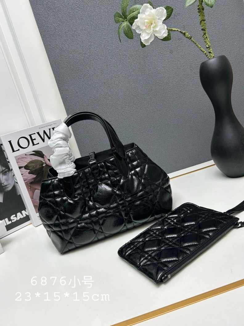 Vibrant Dxxr Travel Bags 61441