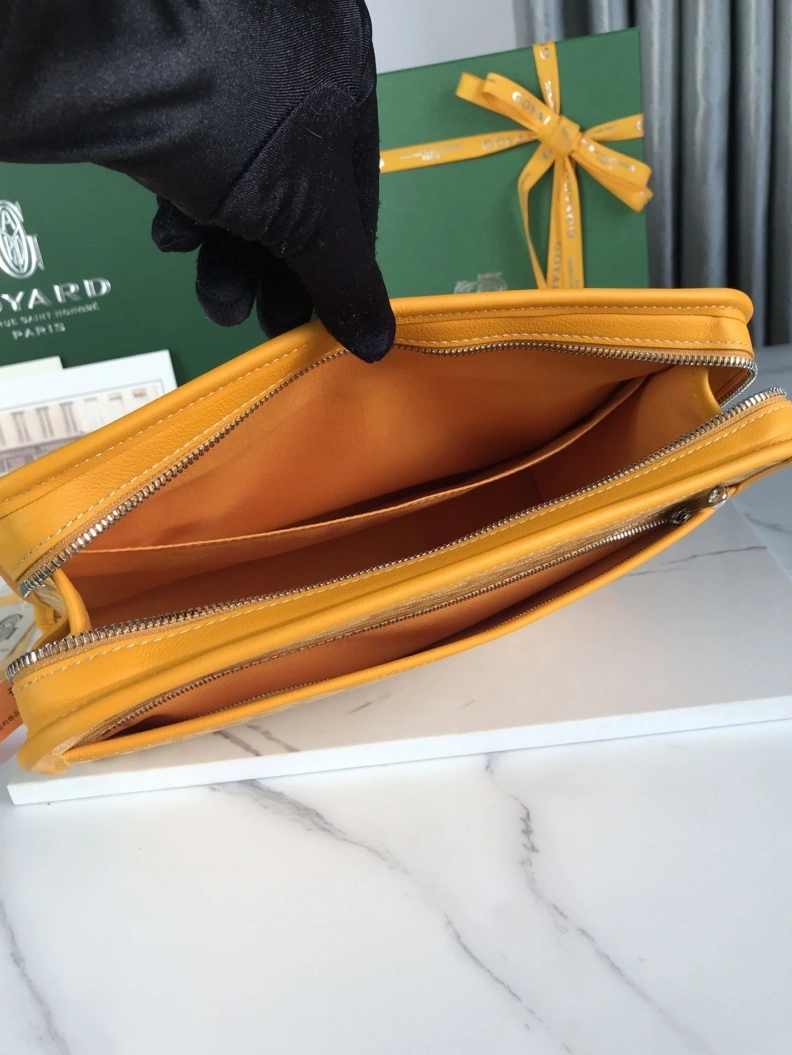 Bold Gxyxrd Cosmetic Bags 82199