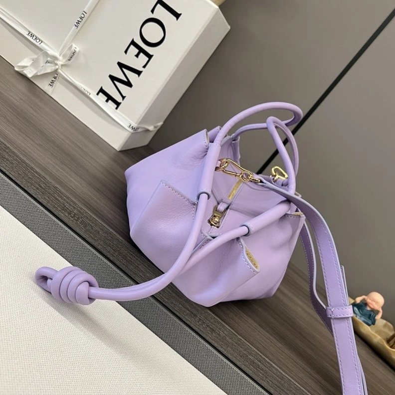 Refined Lxxwe Handle Bags 81842