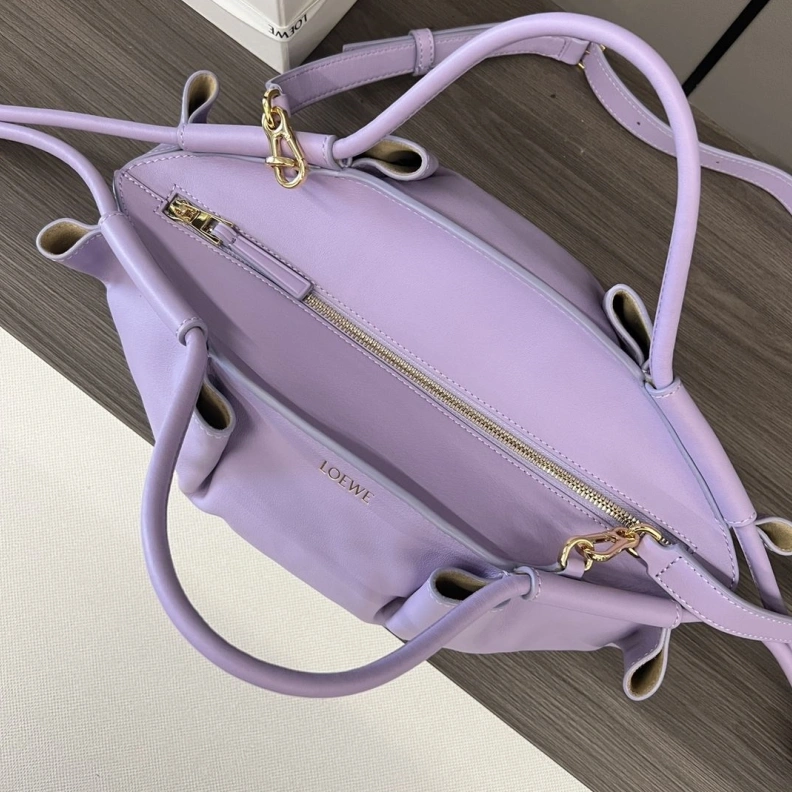 Refined Lxxwe Handle Bags 81842