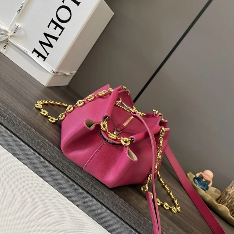 Bold Lxxwe Handle Bags 81844