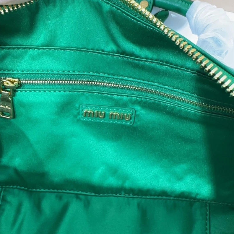 Minimalist MIX MIX Top Handle Bags 81600