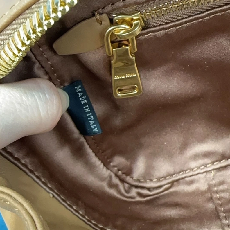 Classic MIX MIX Top Handle Bags 81570