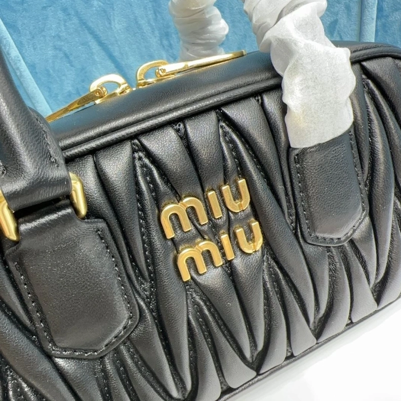 MIX MIX Top Handle Bags Resilient 81581