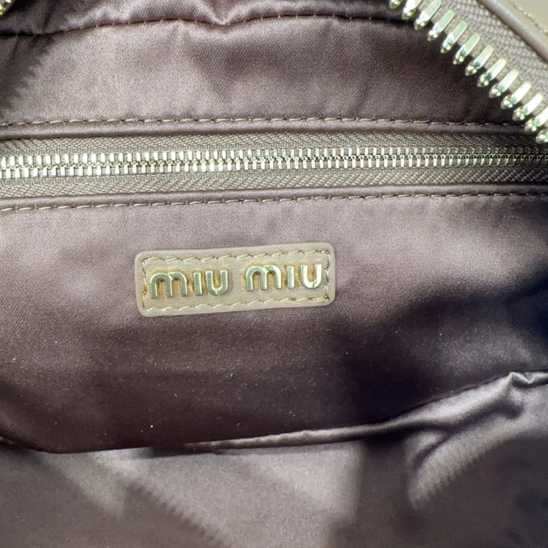 Trendsetting MIX MIX Top Handle Bags 81575