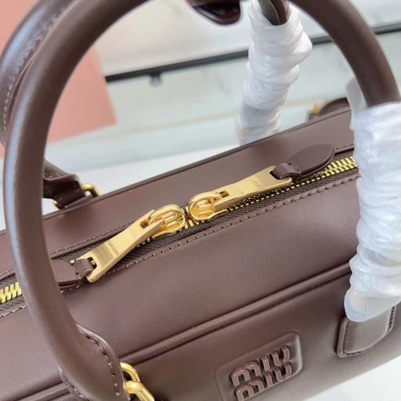 Classic MIX MIX Top Handle Bags 81562