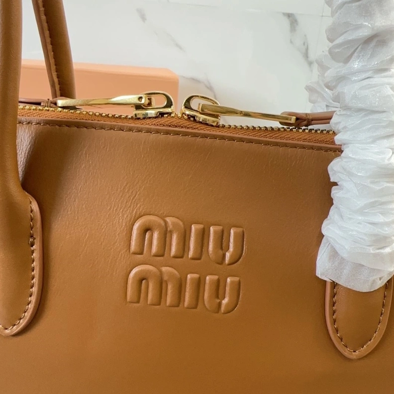 Fashionable MIX MIX Top Handle Bags 81553