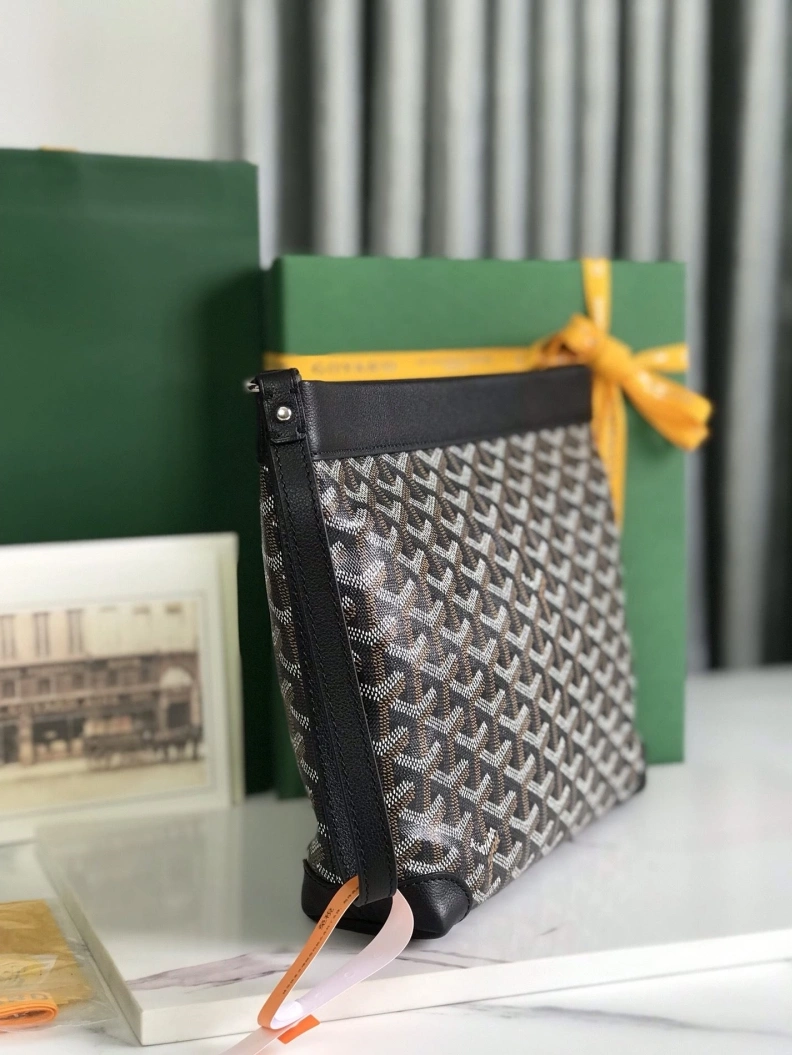 StreetReady Gxyxrd Clutch Bags 82209