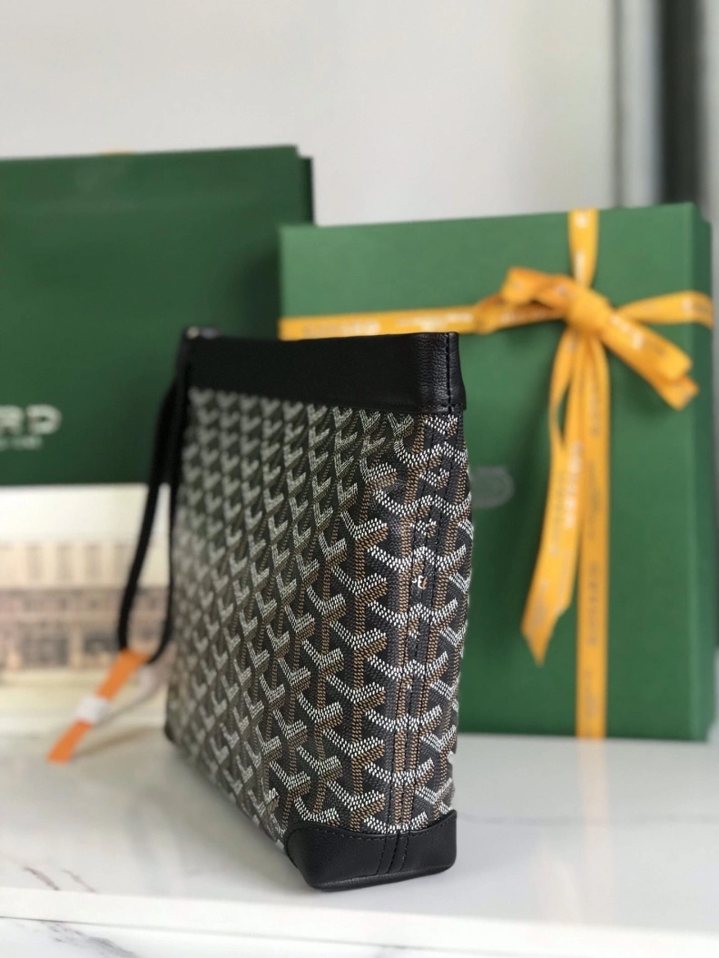 StreetReady Gxyxrd Clutch Bags 82209