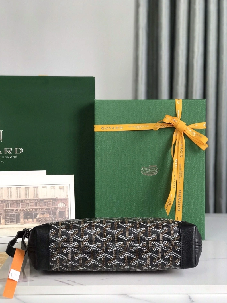 StreetReady Gxyxrd Clutch Bags 82209