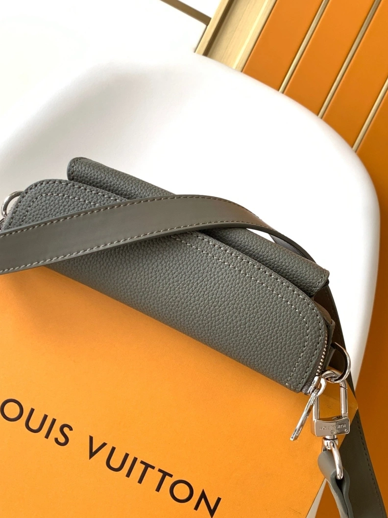 ModernLook LX Satchel bags 17773