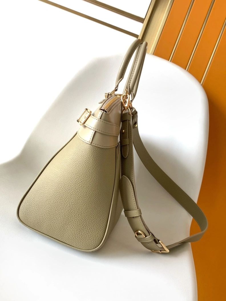 Versatile LX Top Handle Bags 17632
