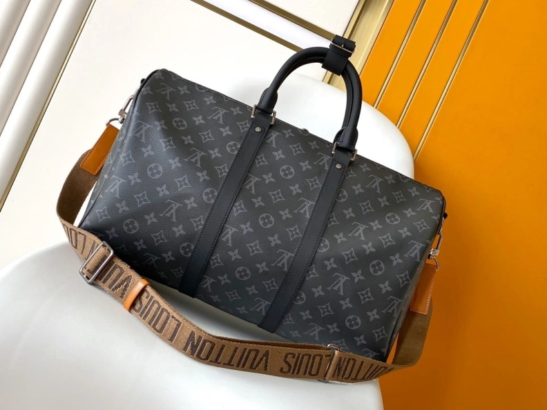 DailyWear LX Travel Bags 17618