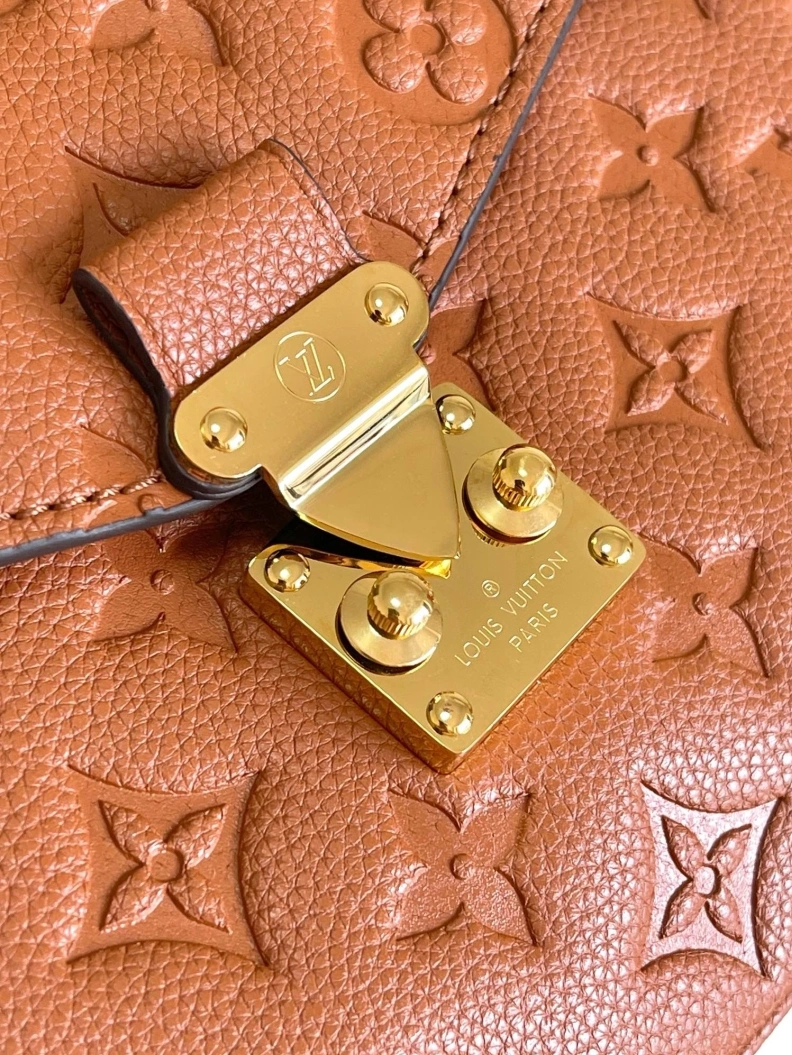 Soft LX Satchel bags 17754