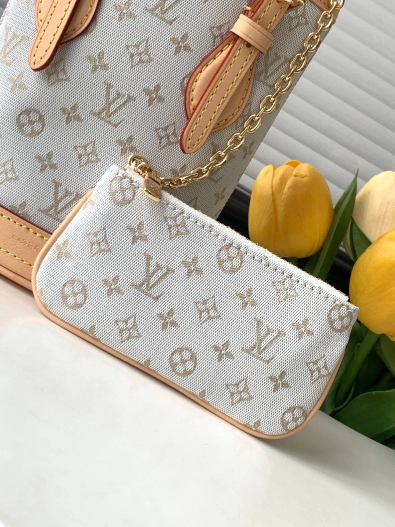 Modern LX Bucket Bags 17791