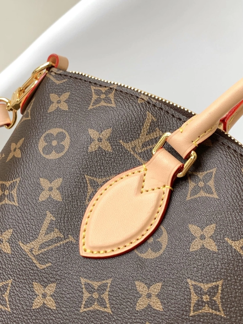 Classic LX Top Handle Bags 17621