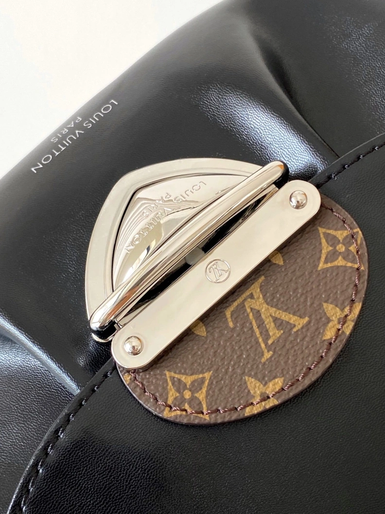 EyeCatching LX Satchel bags 17742