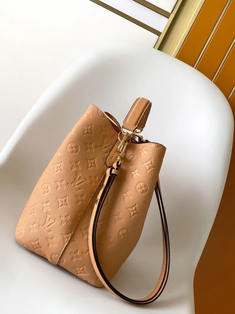 Fashionable LX Bucket Bags 17785