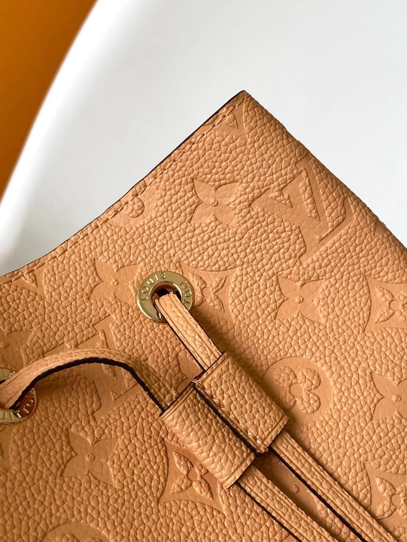 Fashionable LX Bucket Bags 17785