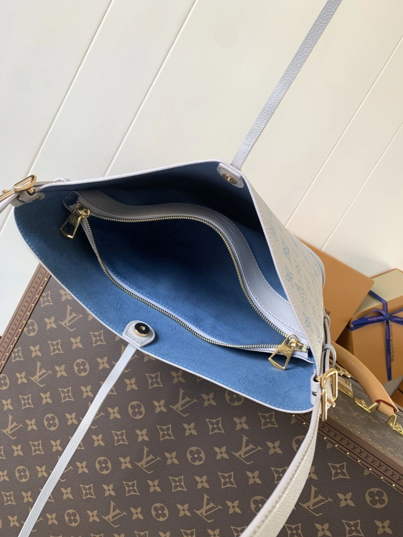 Fashionable LX Top Handle Bags 17626