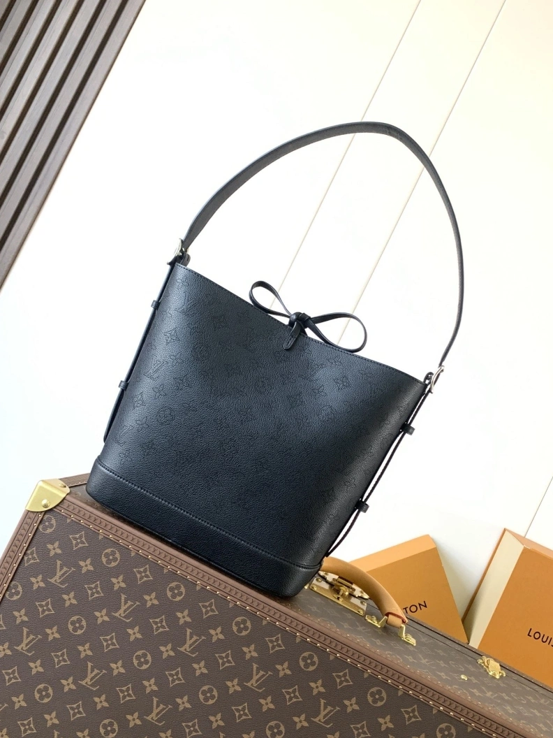 Resilient LX Top Handle Bags 17624