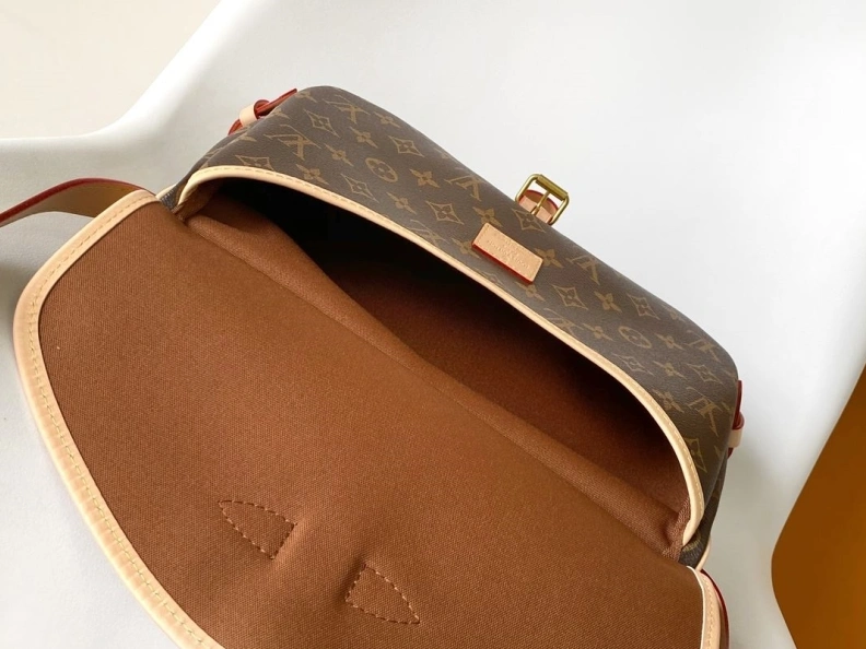 Refined LX Satchel bags 17721