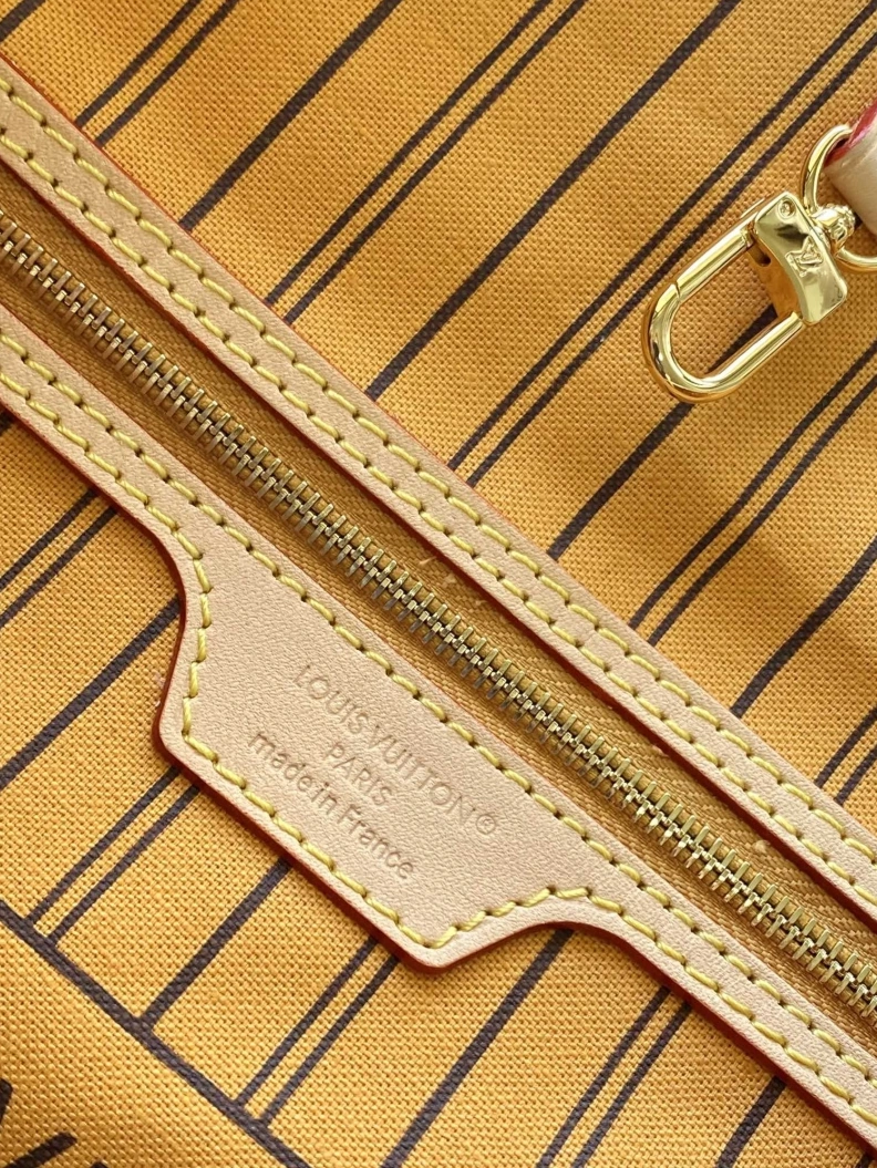 Bold LX Shopping Bags 17683