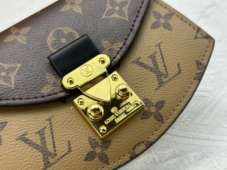 LX Top Handle Bags Trendy 24208