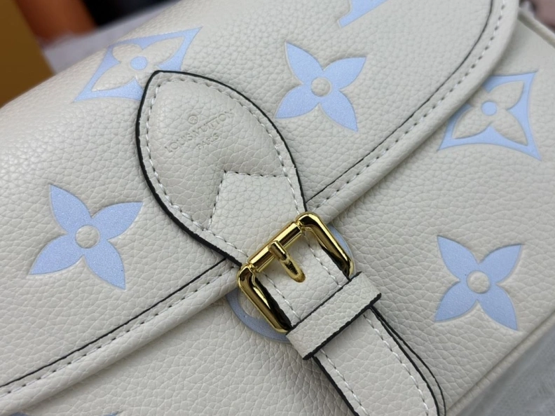 LX Satchel bags Vibrant 24555