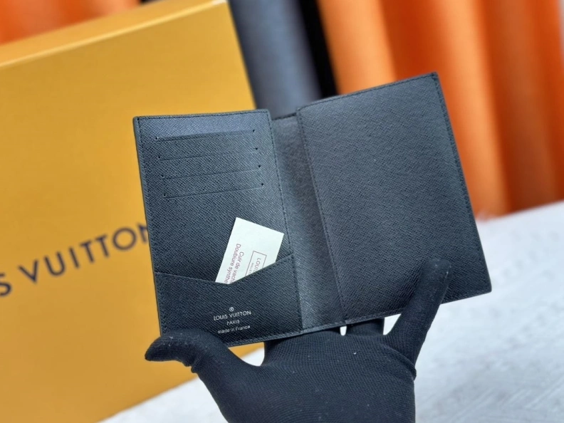Classic LX Wallets 23989
