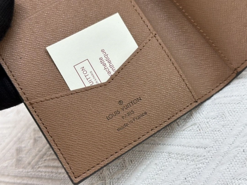 Sleek LX Wallets 23987