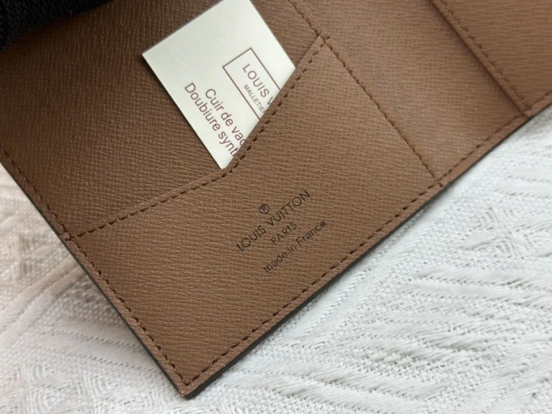 DailyWear LX Wallets 23991