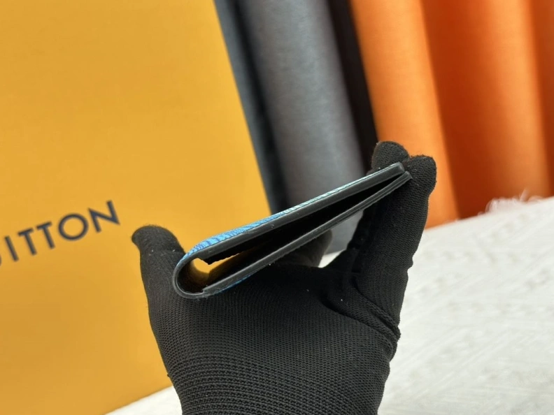 Stylish LX Wallets 23990