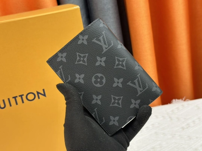 Functional LX Wallets 23997