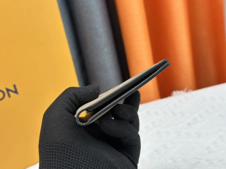 Minimalist LX Wallets 23982