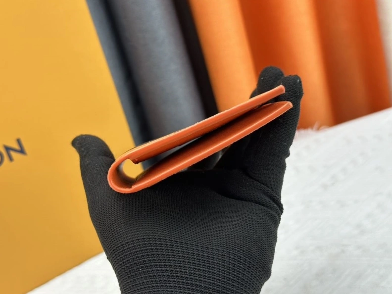 LX Wallets Bold 23970