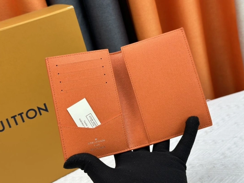 LX Wallets Bold 23970