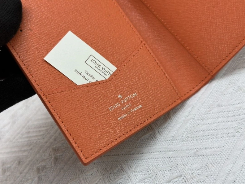LX Wallets Bold 23970