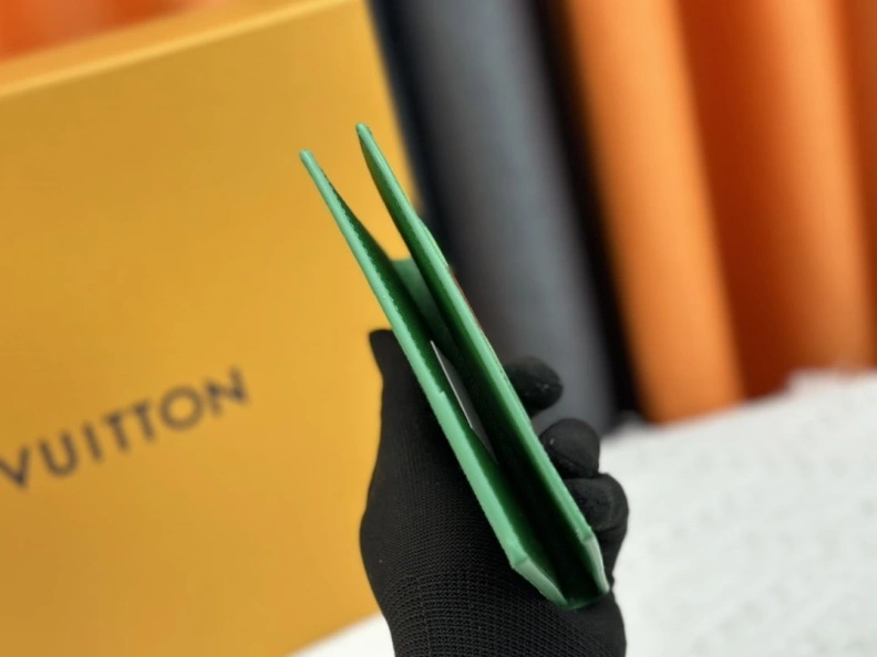 Efficient LX Wallets 23961
