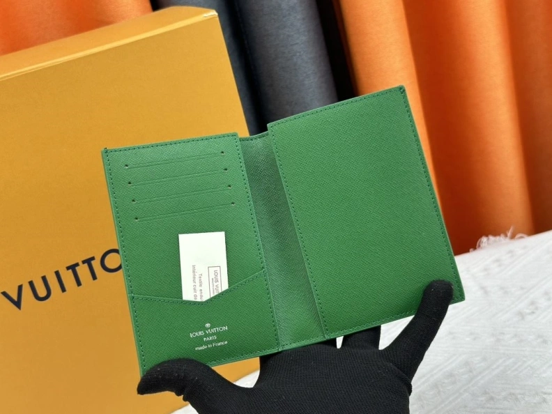 Efficient LX Wallets 23961