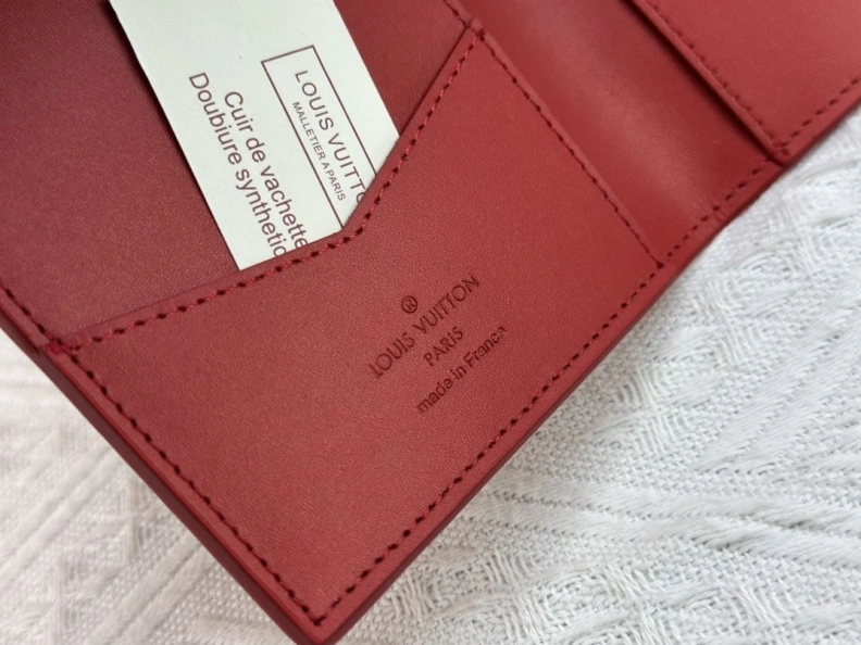 Stylish LX Wallets 23973