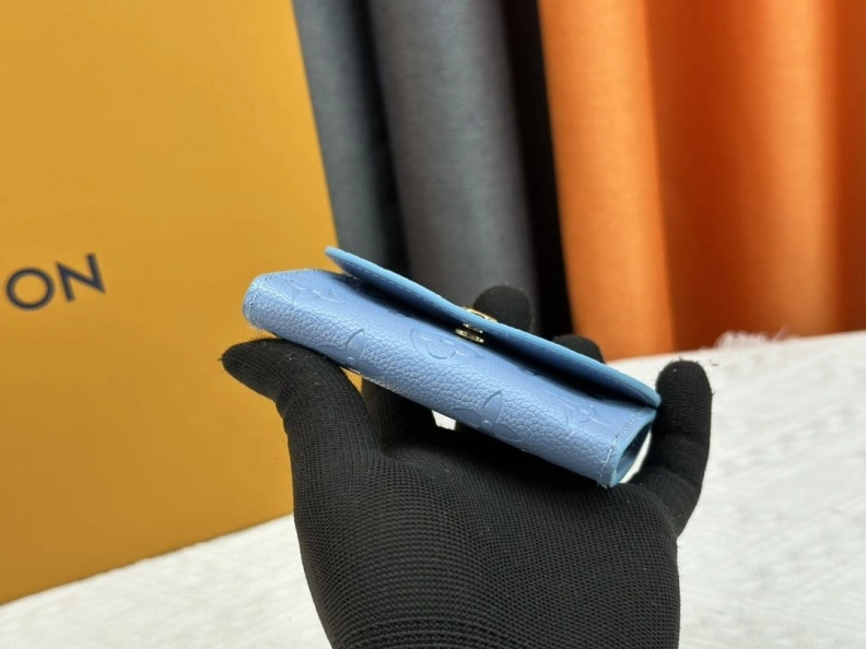 Affordable LX Wallets 23965