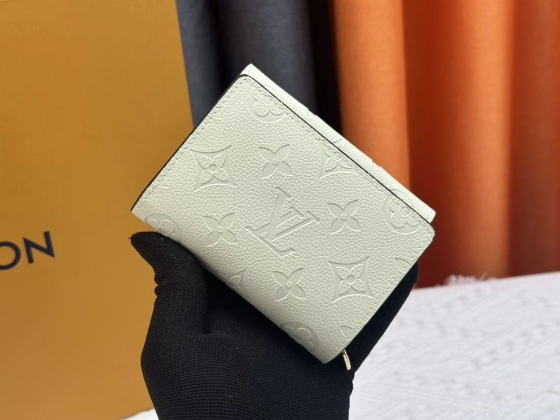Classic LX Wallets 23980