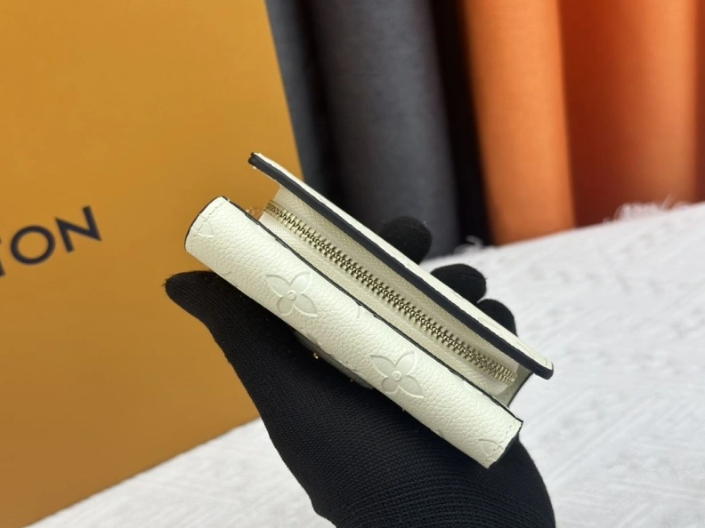 Classic LX Wallets 23980