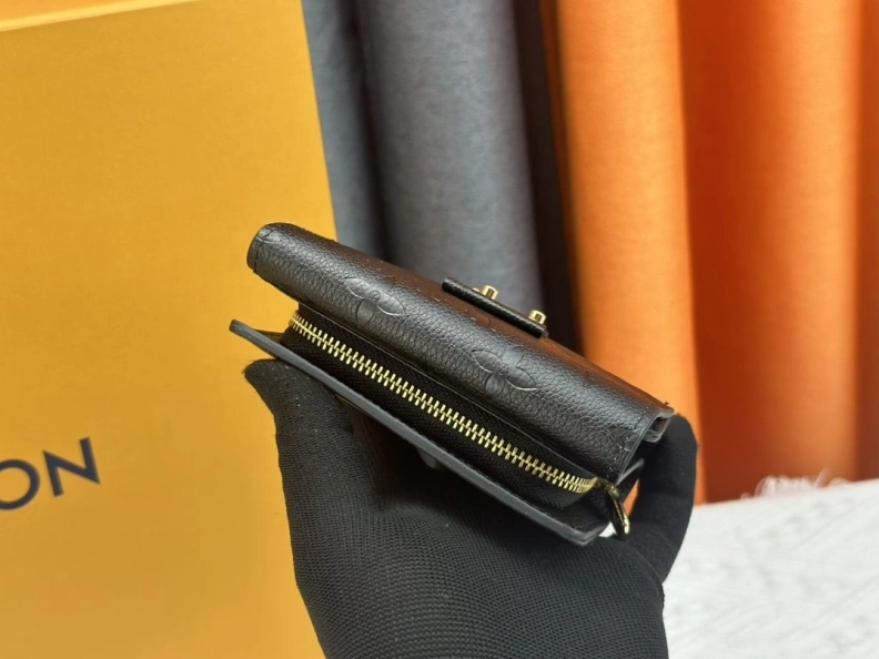 LX Wallets Unique 23971
