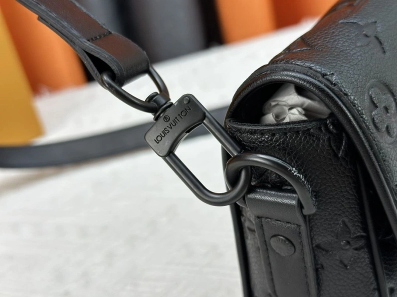 GoAnywhere LX Satchel bags 24569