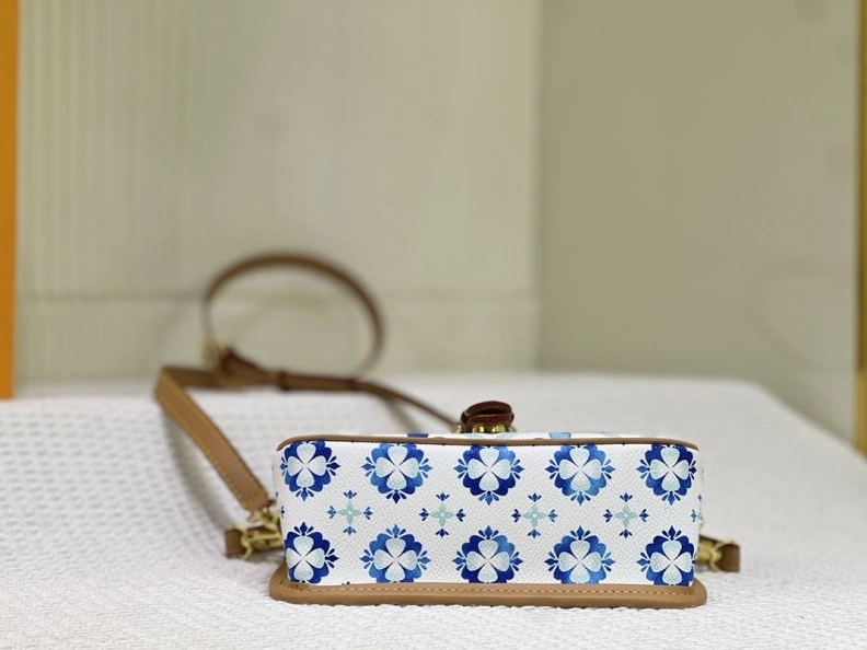 Stylish LX Satchel bags 24546
